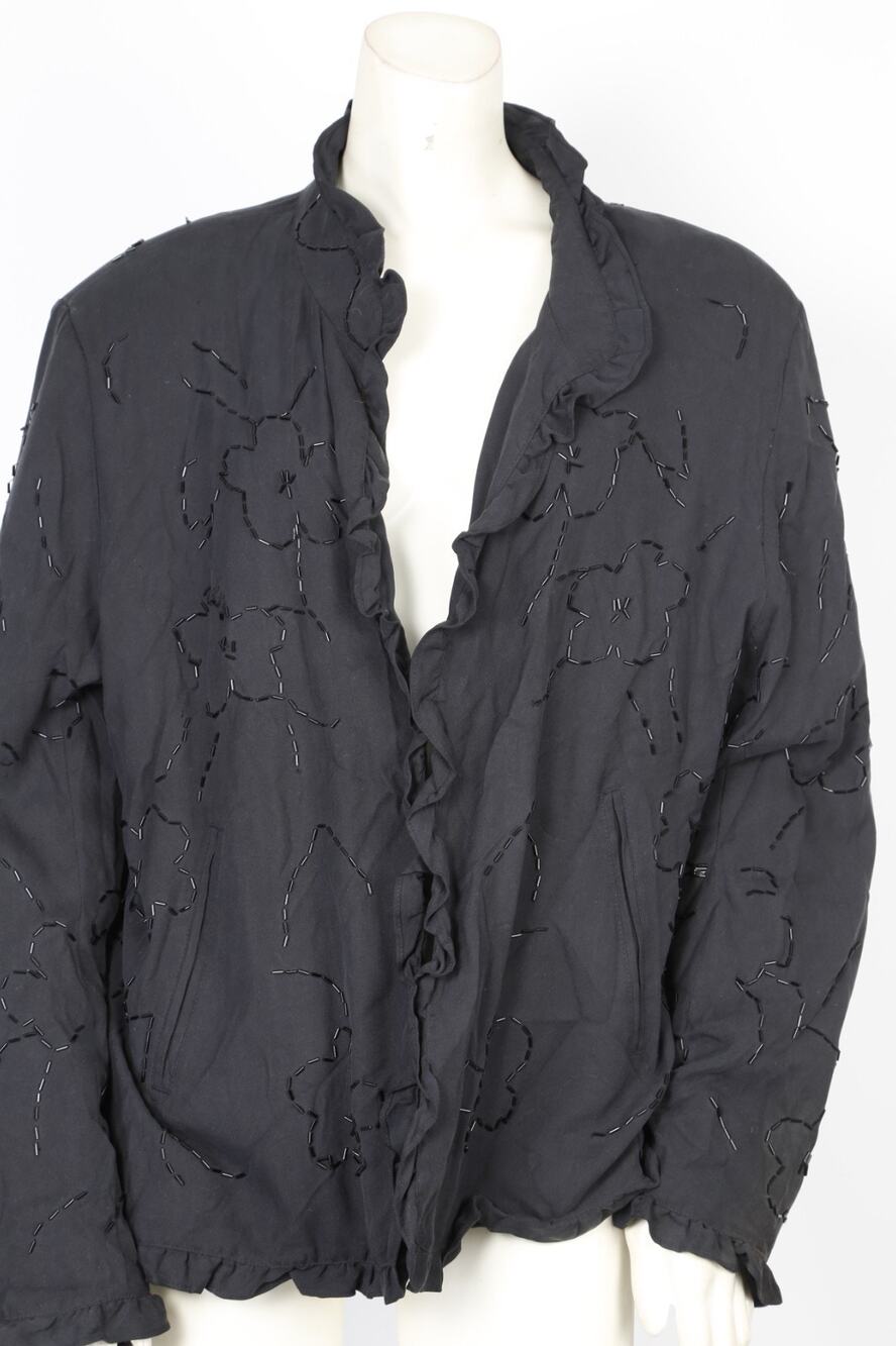 REDD Jeans Washed Black Silk Ruffle Collar Beaded Shacket Shirt Jacket Size 16